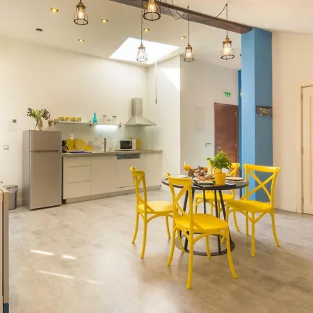 Mihael Apartment Nin