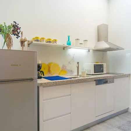 Mihael Apartment Nin
